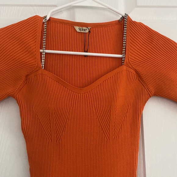 Orange tight dress - Picture 2 of 4